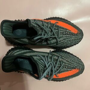 Yeezy boost 350 v2 beluga
